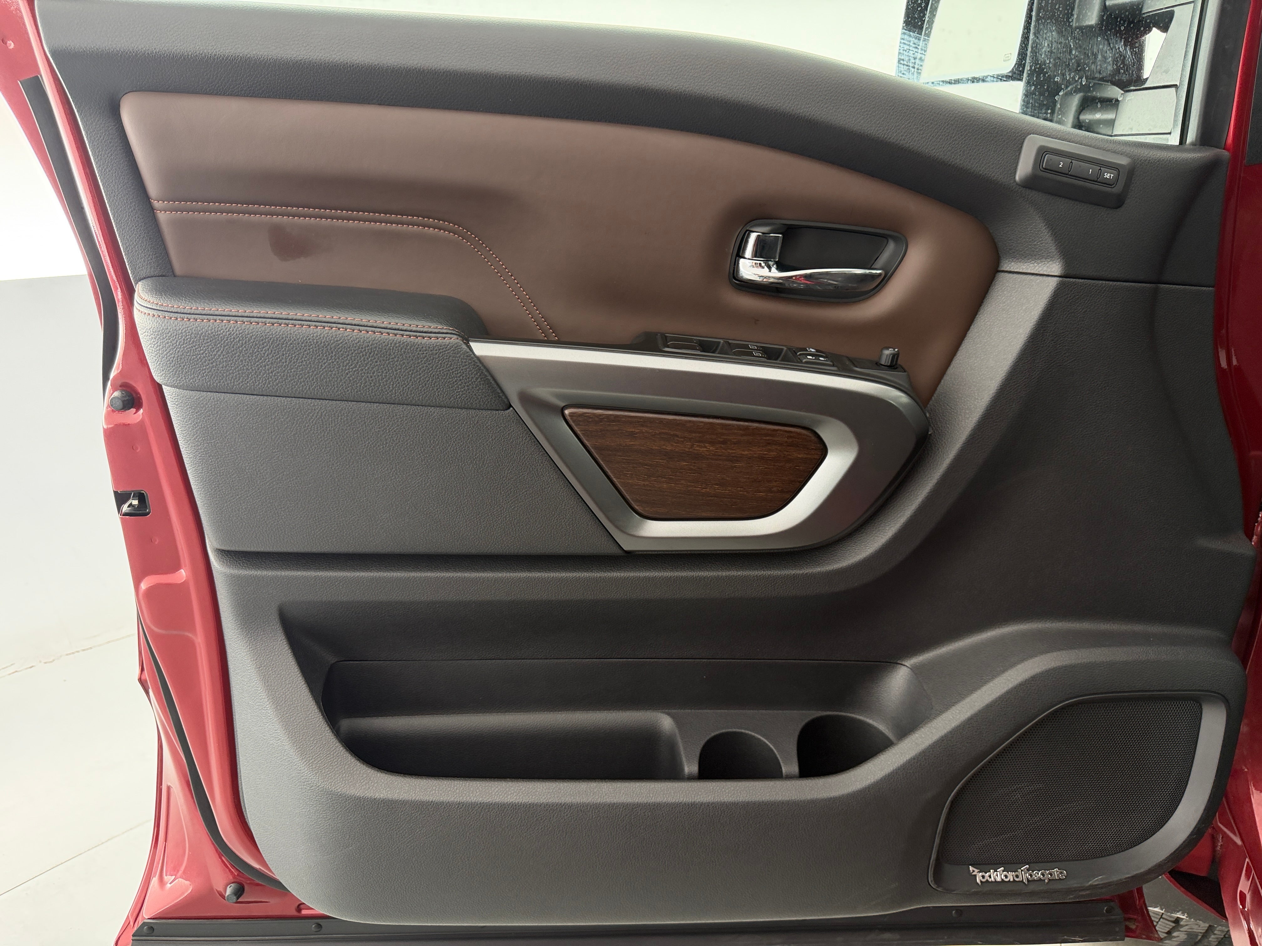 nissan titan xd 2017 1N6AA1F48HN549555 image nissan titan xd 2017 1N6AA1F48HN549555 image